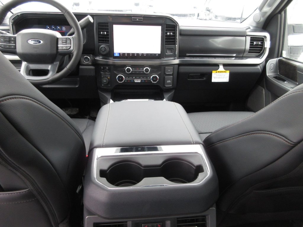 Ford Super Duty F-250 SRW LARIAT 2025 à North Bay, Ontario - 18 - w1024h768px