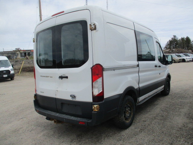 2015 Ford Transit Cargo Van in North Bay, Ontario - 6 - w1024h768px