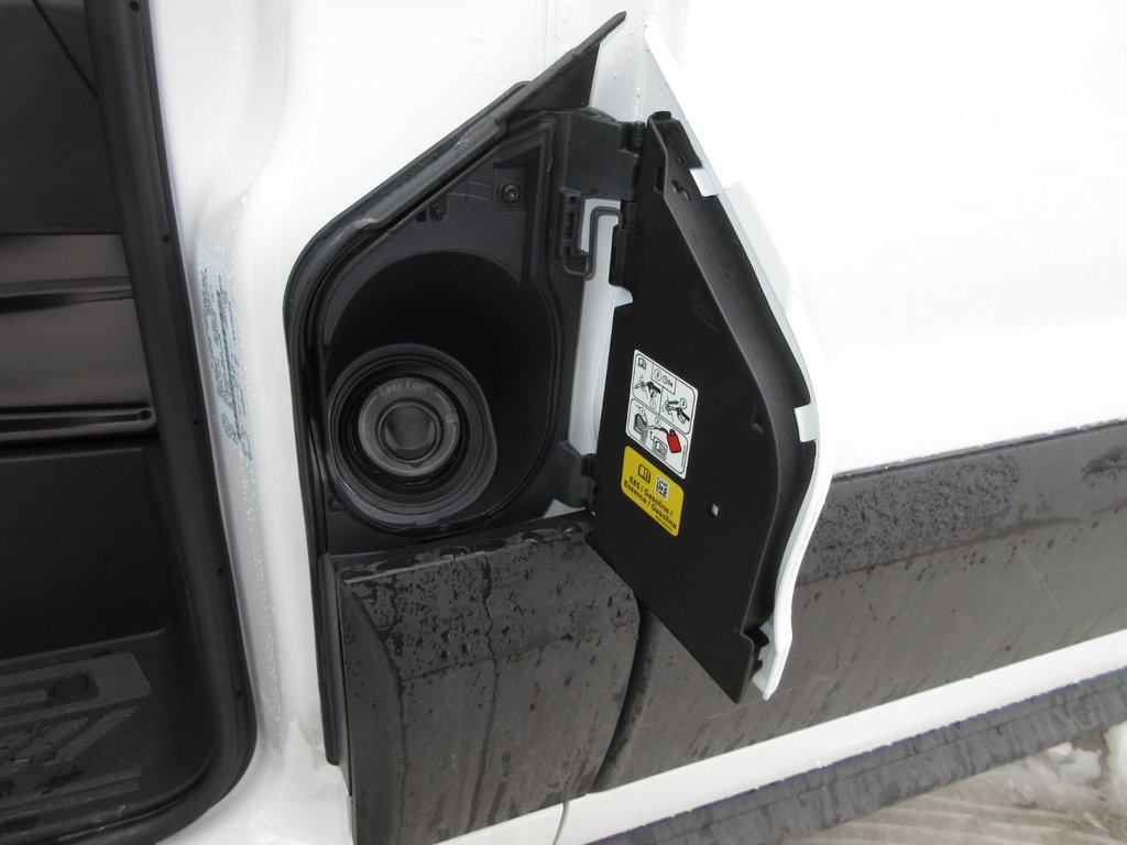 Ford Transit Cargo Van  2025 à North Bay, Ontario - 14 - w1024h768px