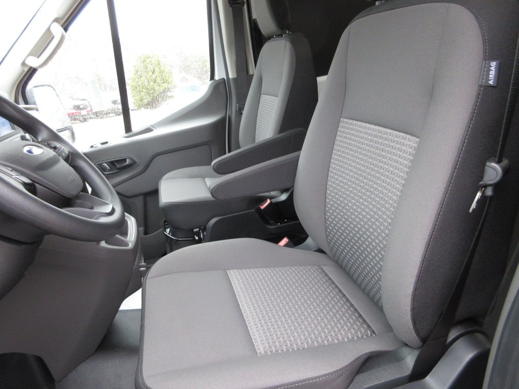 Ford Transit Cargo Van  2025 à North Bay, Ontario - 18 - w1024h768px