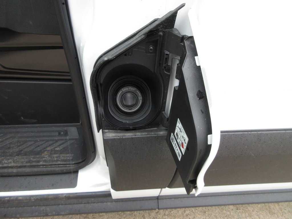 Ford Transit Cargo Van  2025 à North Bay, Ontario - 21 - w1024h768px