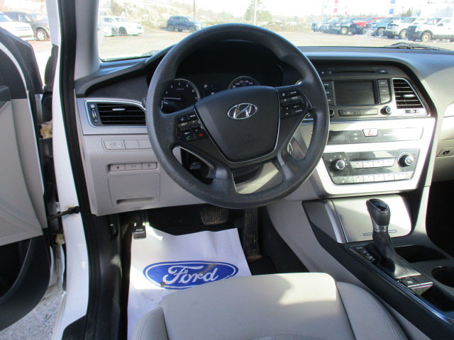 Hyundai Sonata 2.4L GLS 2015 à North Bay, Ontario - 11 - w1024h768px