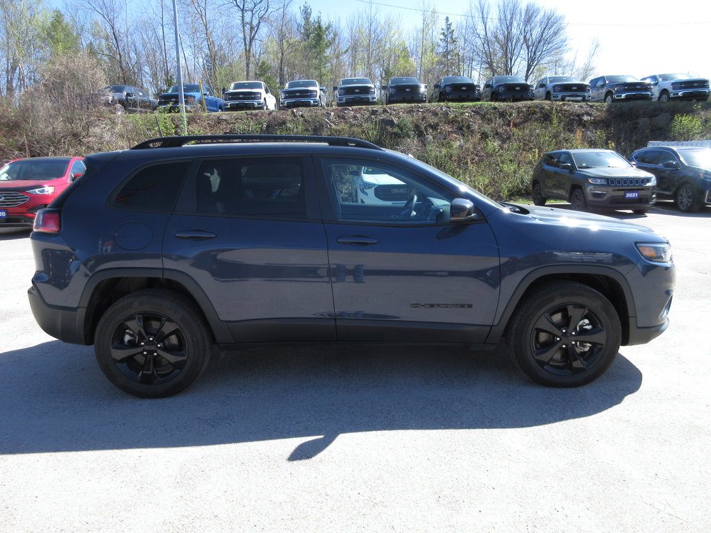 2022 Jeep Cherokee Altitude in North Bay, Ontario - 6 - w1024h768px