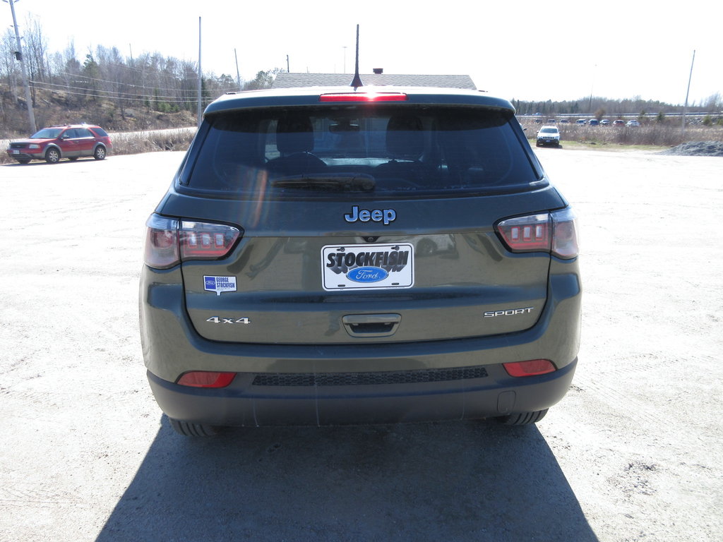 2021 Jeep Compass Sport in North Bay, Ontario - 4 - w1024h768px