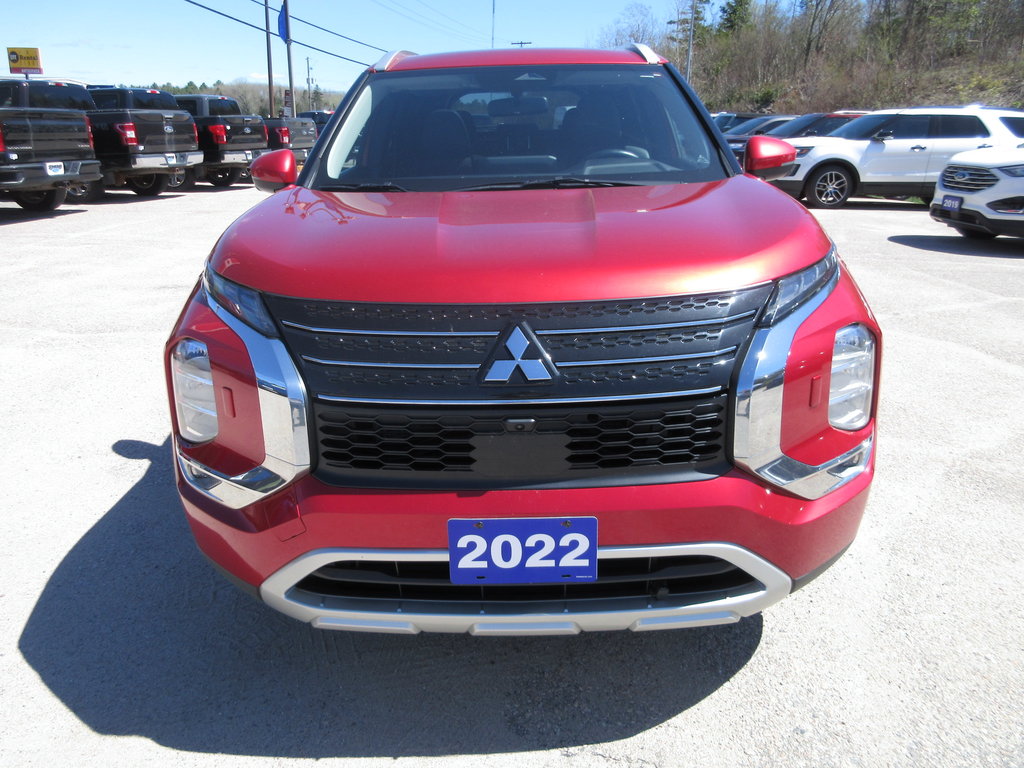 2022 Mitsubishi Outlander LE in North Bay, Ontario - 8 - w1024h768px