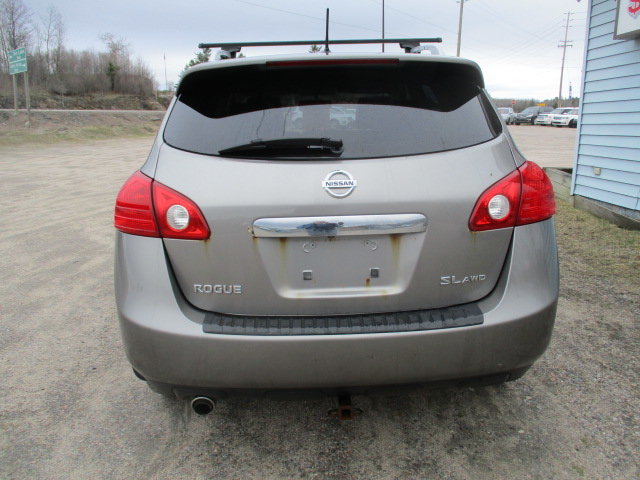 2013 Nissan Rogue S in North Bay, Ontario - 5 - w1024h768px