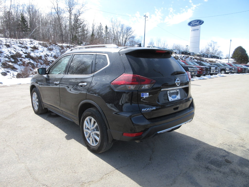 2020 Nissan Rogue SV in North Bay, Ontario - 3 - w1024h768px