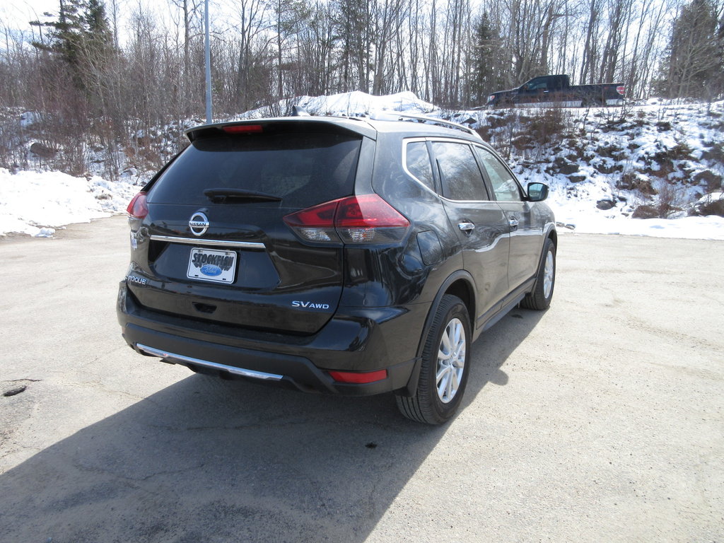 2020 Nissan Rogue SV in North Bay, Ontario - 5 - w1024h768px