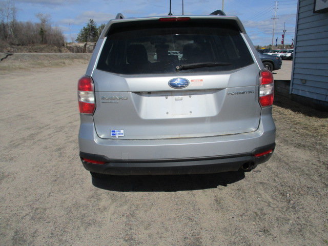 2015 Subaru Forester I Touring w/Tech Pkg in North Bay, Ontario - 5 - w1024h768px