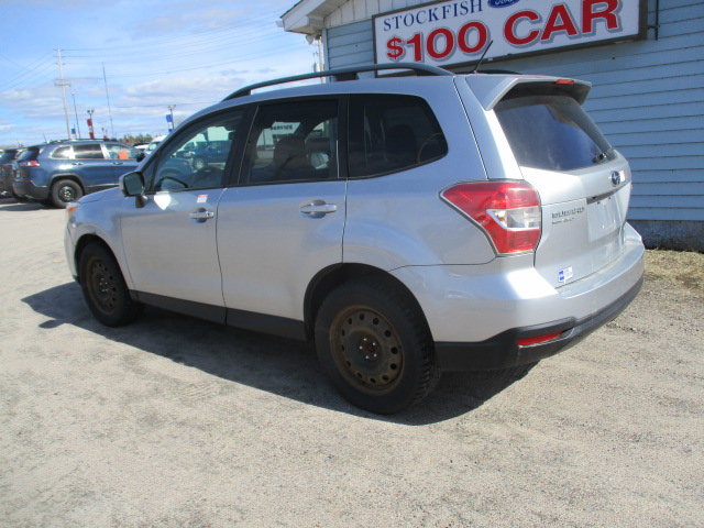 2015 Subaru Forester I Touring w/Tech Pkg in North Bay, Ontario - 4 - w1024h768px