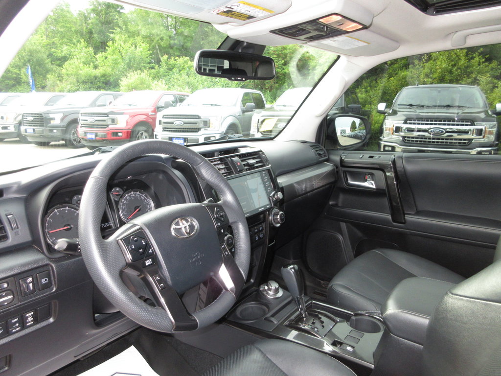 Toyota 4Runner  2020 à North Bay, Ontario - 22 - w1024h768px