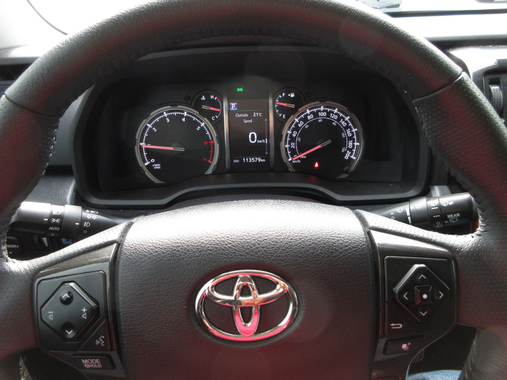 Toyota 4Runner  2020 à North Bay, Ontario - 14 - w1024h768px