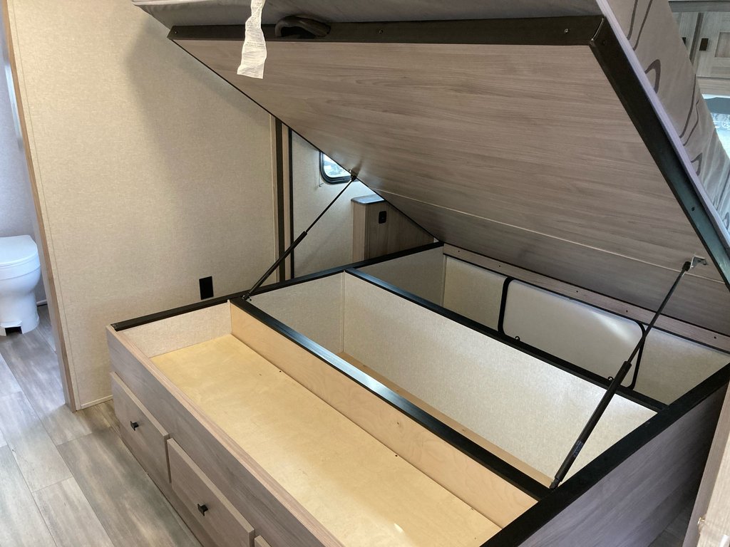 2024 Coachmen Northern Spirit 2565FK in Terrace, British Columbia - 13 - w1024h768px