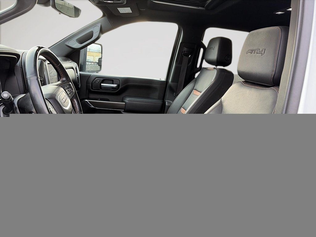 2023 GMC Sierra 3500HD AT4-7