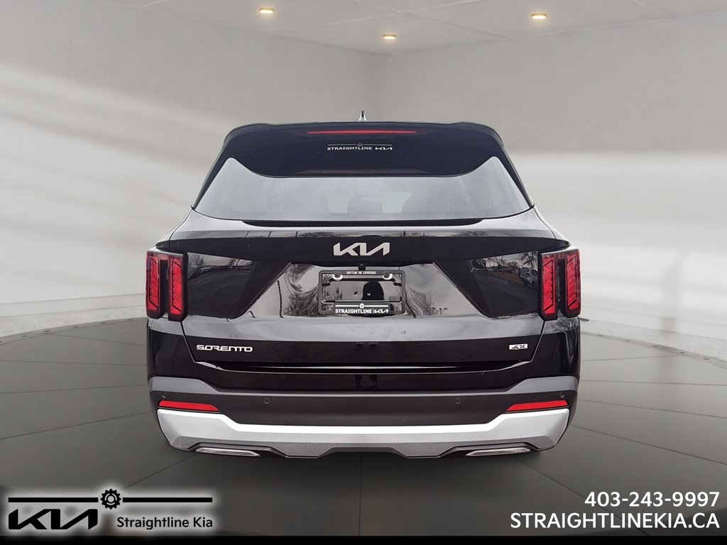 2025 Kia SORENTO LX-2