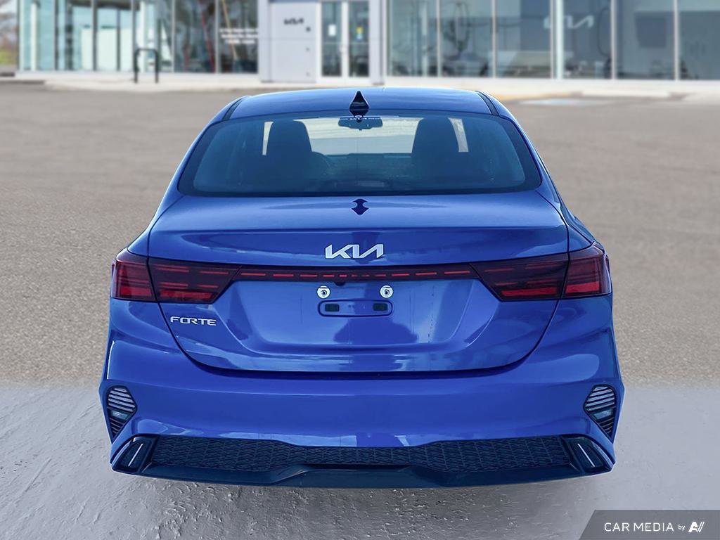 2022 Kia Forte EX Premium-4