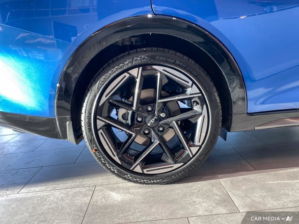 2025 Kia K4 GT-Line Turbo-6