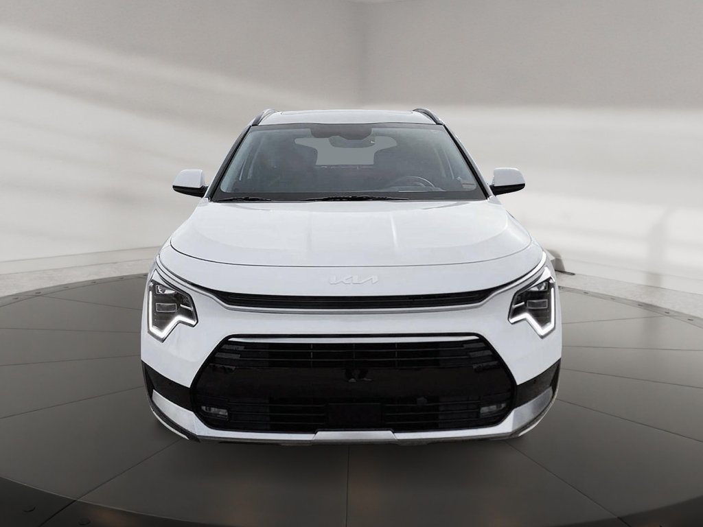 2025 Kia Niro HEV SX-1