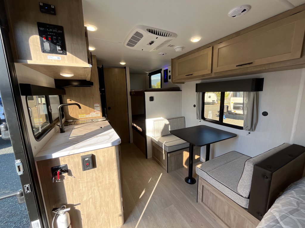 2026 Cherokee CKT16BHSW Wolf pup in Terrace, British Columbia - 10 - w1024h768px