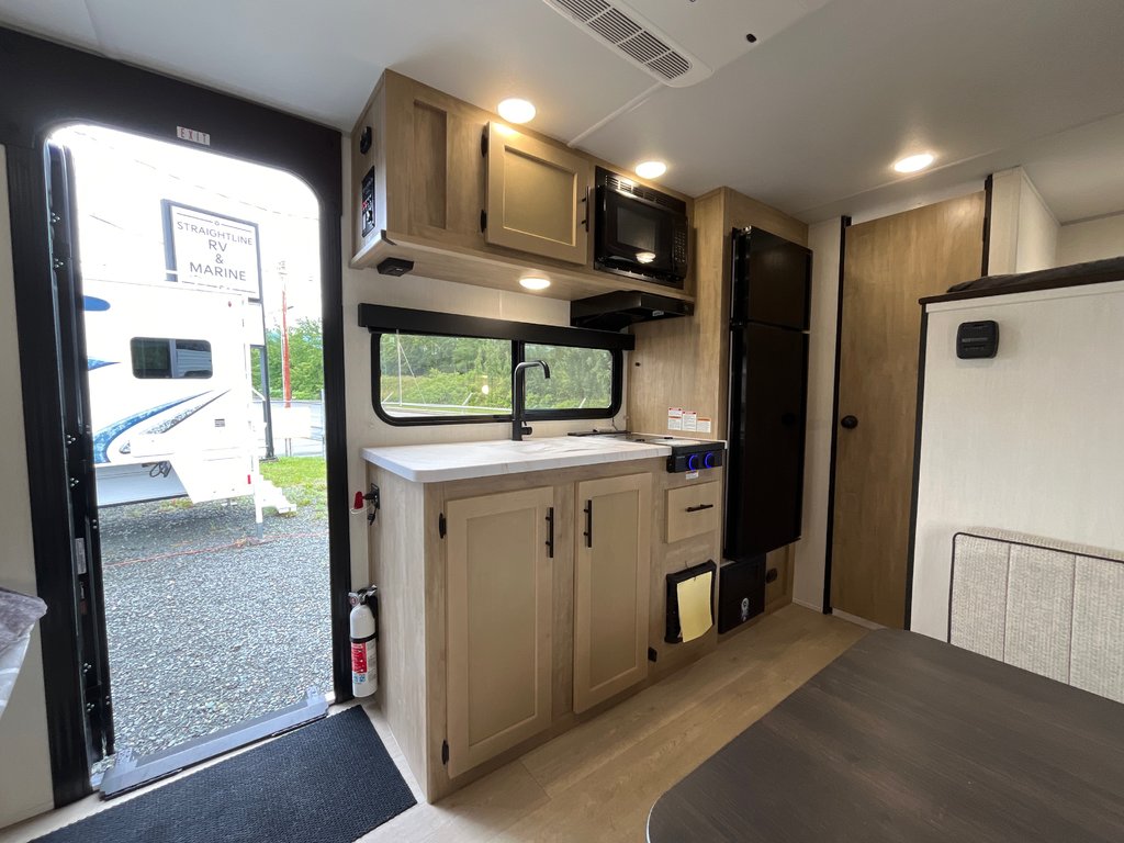 2025 Cherokee Wolf Pup 16BHSW in Terrace, British Columbia - 10 - w1024h768px