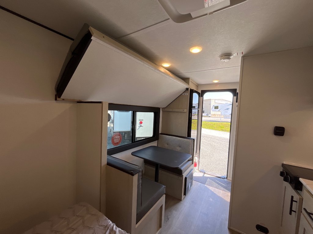 2025 Coachmen Compact 160BH in Terrace, British Columbia - 9 - w1024h768px