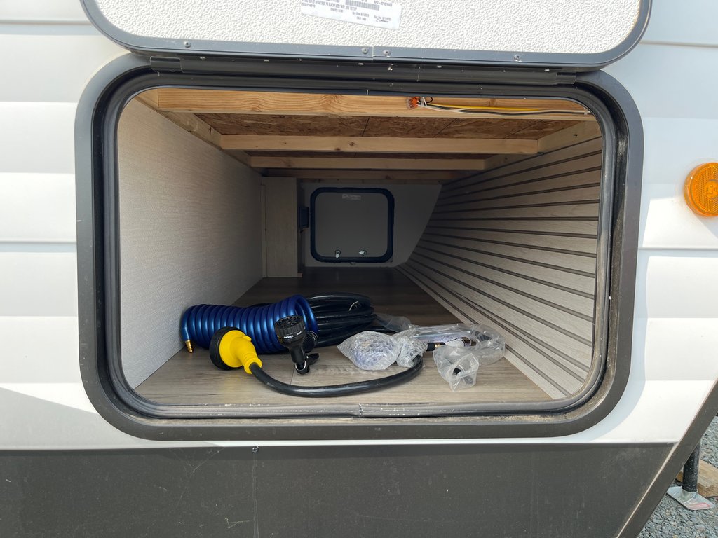 2026 Coachmen Northern Spirit DLX 5260-RBS in Terrace, British Columbia - 7 - w1024h768px