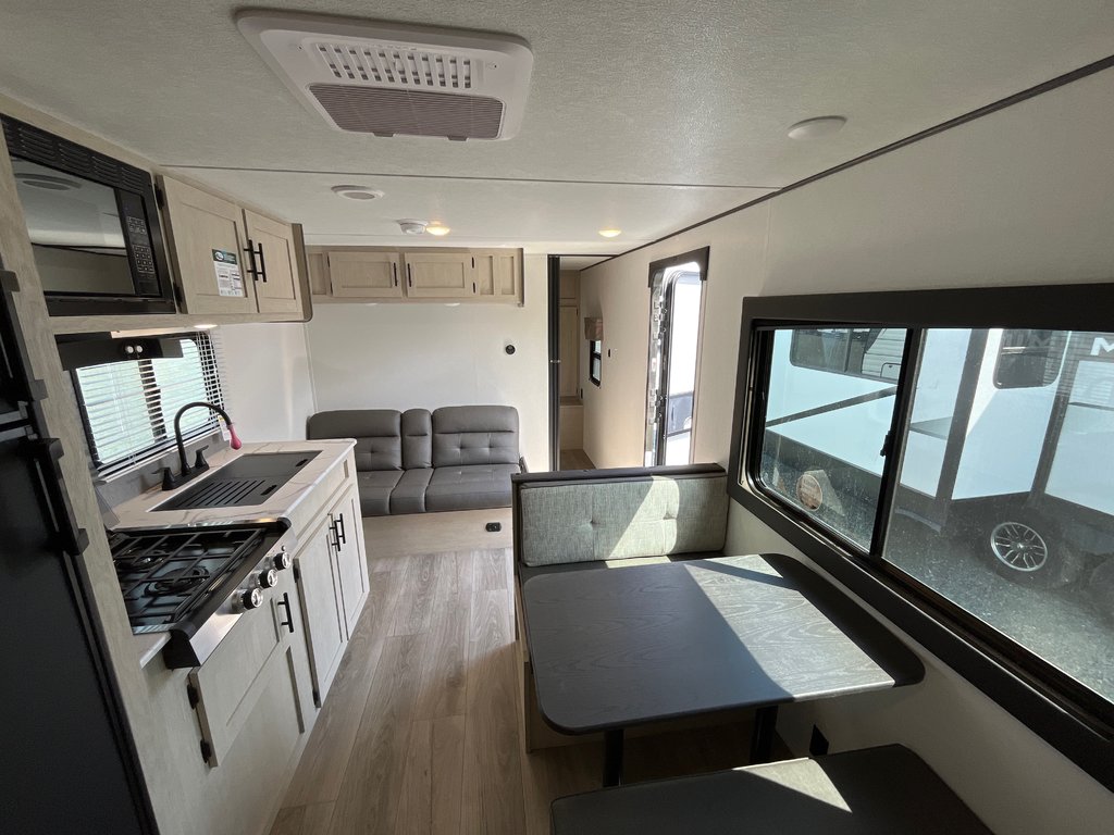 2025 Coachmen Northern Spirit DLX SBT5260BH in Terrace, British Columbia - 12 - w1024h768px