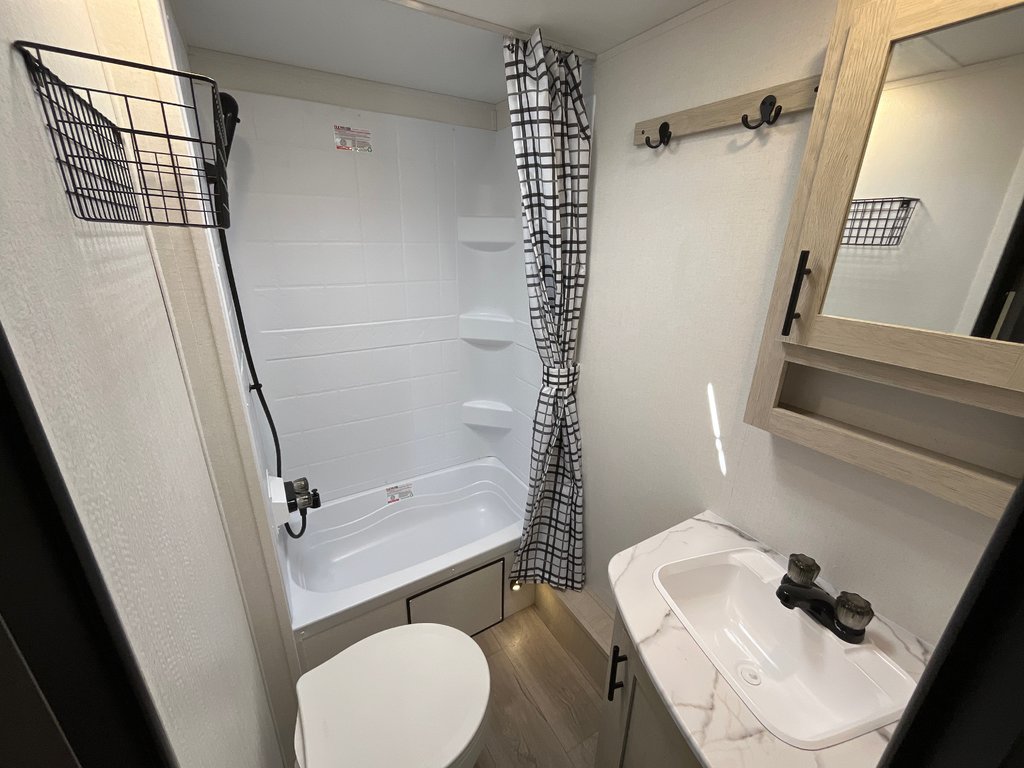 2025 Coachmen Northern Spirit DLX SBT5260BH in Terrace, British Columbia - 9 - w1024h768px