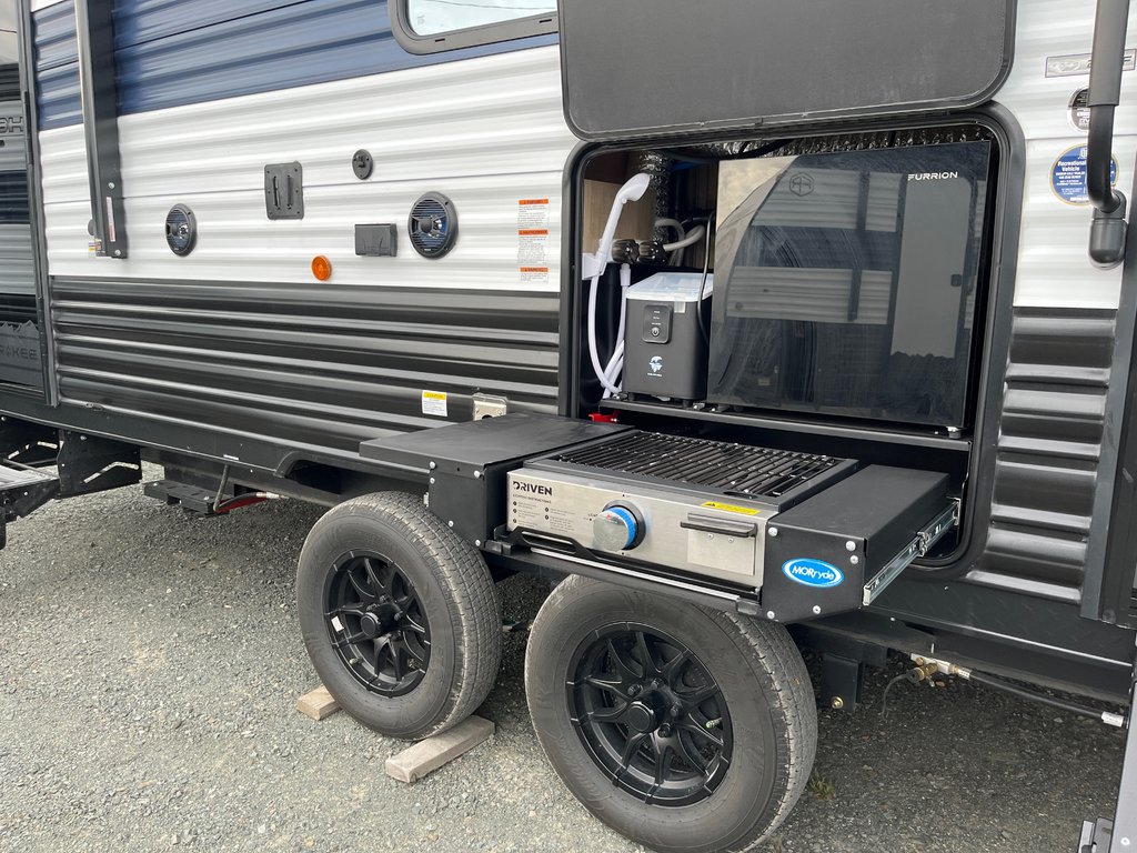2026 Forest River CHEROKEE GREY WOLF 26KF in Terrace, British Columbia - 7 - w1024h768px