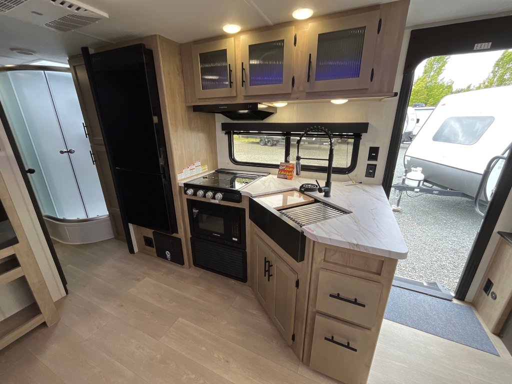 2026 Forest River CHEROKEE GREY WOLF 23MK in Terrace, British Columbia - 15 - w1024h768px