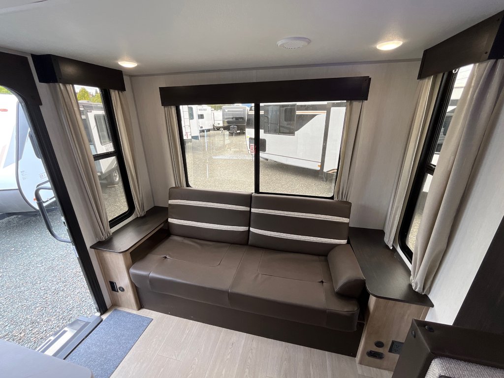 2026 Forest River CHEROKEE GREY WOLF 23MK in Terrace, British Columbia - 9 - w1024h768px