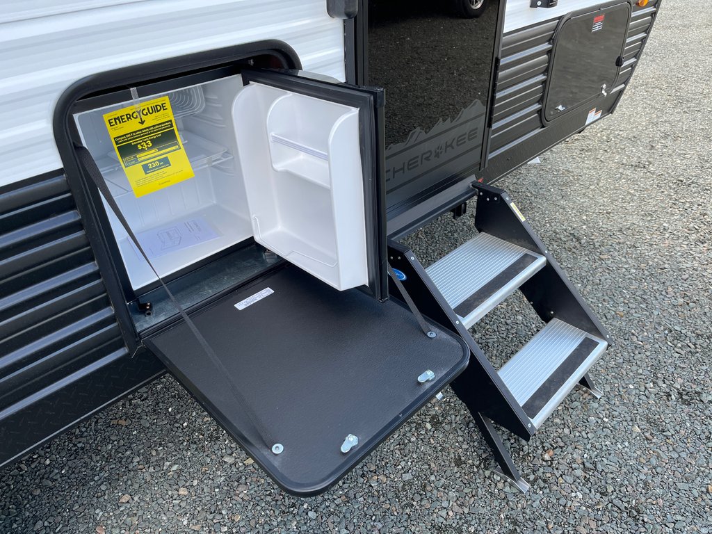 92026 Forest River CHEROKEE WOLF PUP 17JW in Terrace, British Columbia - 9 - w1024h768px