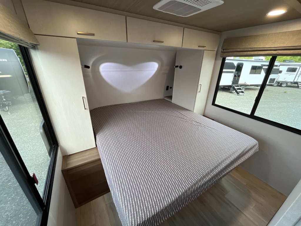 2026 Forest River VIBE EXTREME LITE 2600RB in Terrace, British Columbia - 16 - w1024h768px