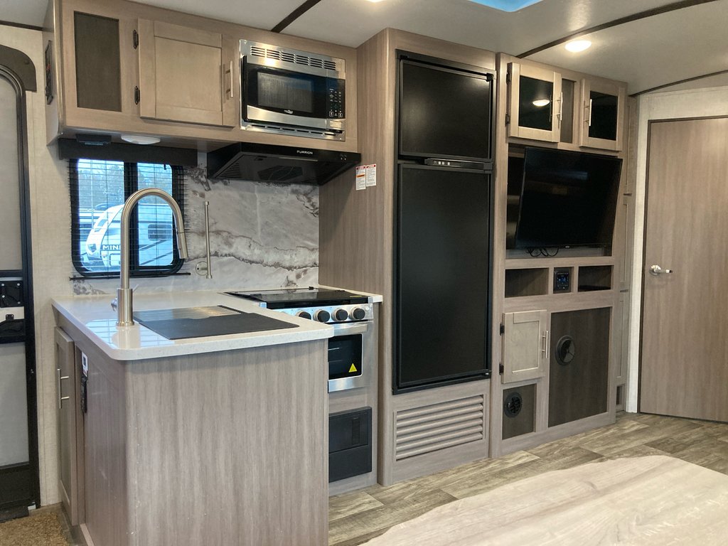 2021 Keystone RV Sunset Trail 272BH in Terrace, British Columbia - 9 - w1024h768px