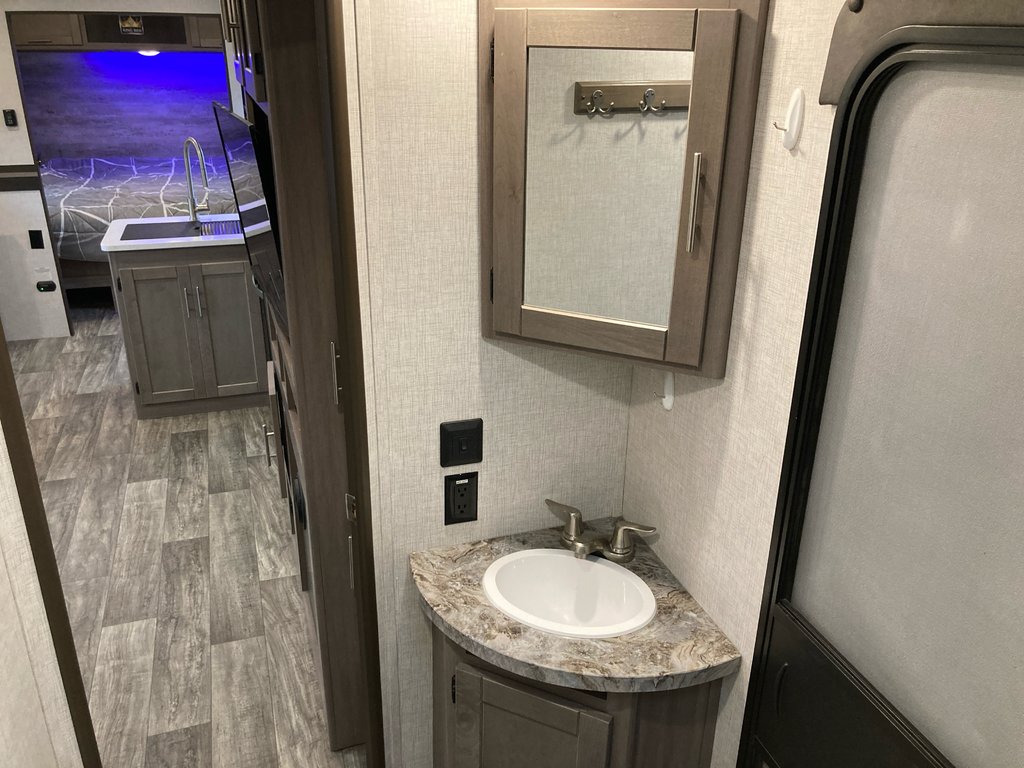 2021 Keystone RV Sunset Trail 272BH in Terrace, British Columbia - 13 - w1024h768px