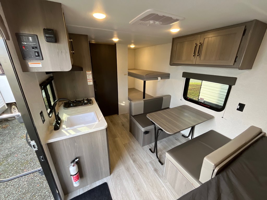 2025 Keystone 175BH Hideout in Terrace, British Columbia - 12 - w1024h768px