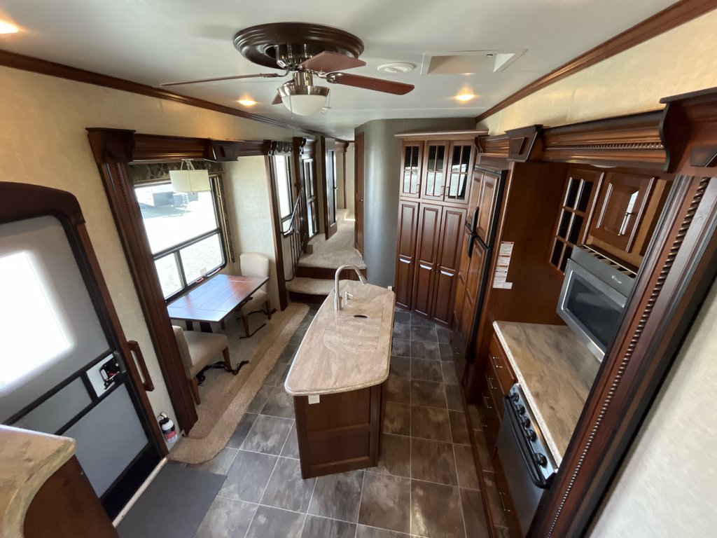 2014 Keystone ALPINE 3620FL in Terrace, British Columbia - 12 - w1024h768px