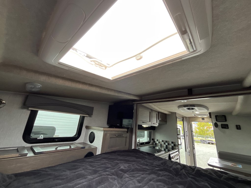 2023 NORTHERN LITE EXLE 8-11 Dry Bath in Terrace, British Columbia - 16 - w1024h768px