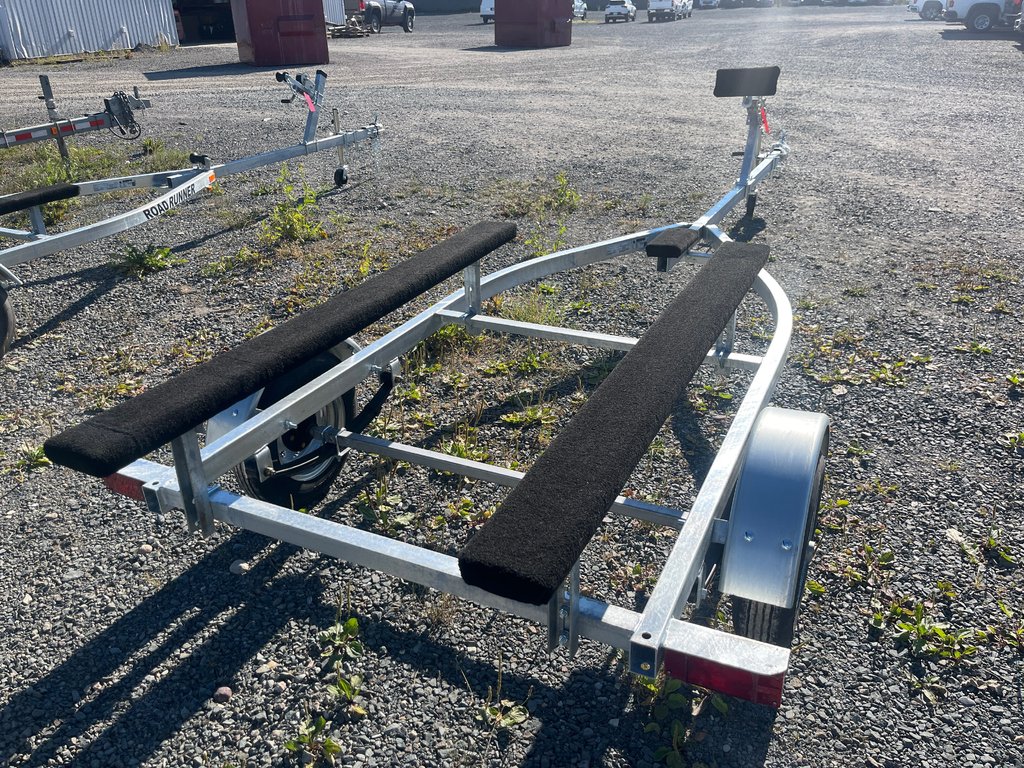 2026 ROAD RUNNER TRAILERS 1 200 INFLATABLE in Terrace, British Columbia - 3 - w1024h768px