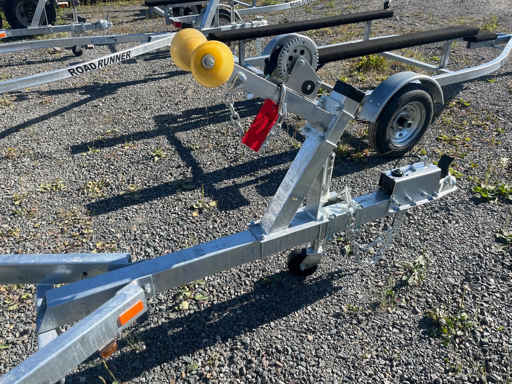 2026 ROAD RUNNER TRAILERS 4 200 in Terrace, British Columbia - 2 - w1024h768px