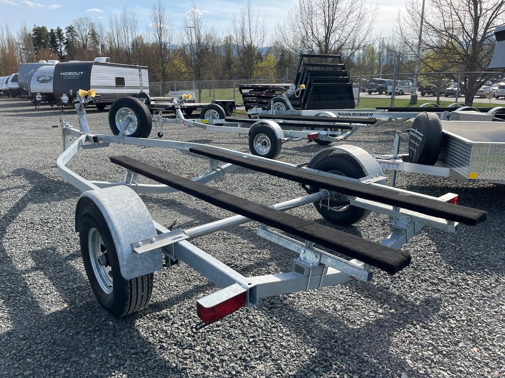 2026 ROAD RUNNER TRAILERS 4 200 in Terrace, British Columbia - 2 - w1024h768px