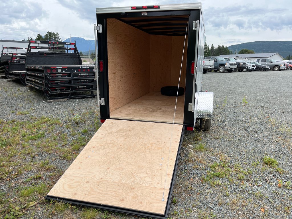 2026 Southland LCHS29-512V-64R in Terrace, British Columbia - 2 - w1024h768px