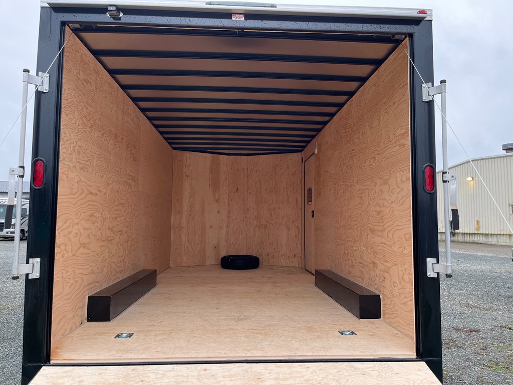 2026 Southland LCHT52-818V-86 ROYAL in Terrace, British Columbia - 4 - w1024h768px