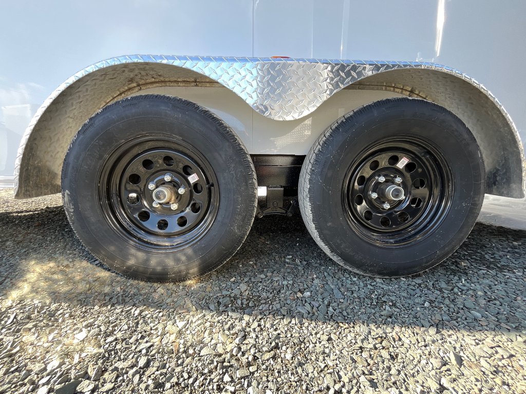 2026 Southland Royal LCHT35-716V-86R in Terrace, British Columbia - 6 - w1024h768px