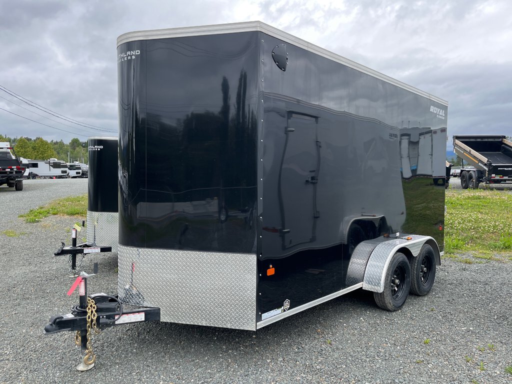 2026 Southland Royal LCHT35-716V-86R in Terrace, British Columbia - 1 - w1024h768px
