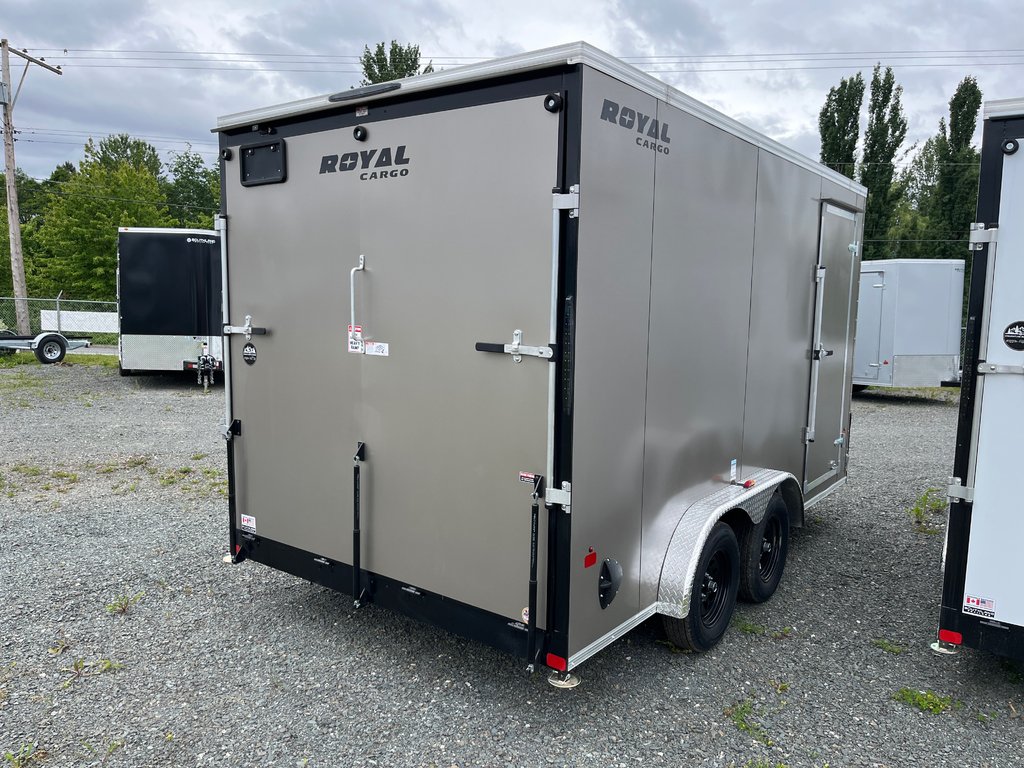 2026 Southland Royal LCHT35-7.516V-86 in Terrace, British Columbia - 3 - w1024h768px