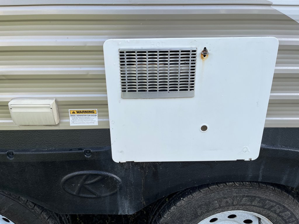 2014 SPRINGDALE 212RBLS 212 in Terrace, British Columbia - 5 - w1024h768px
