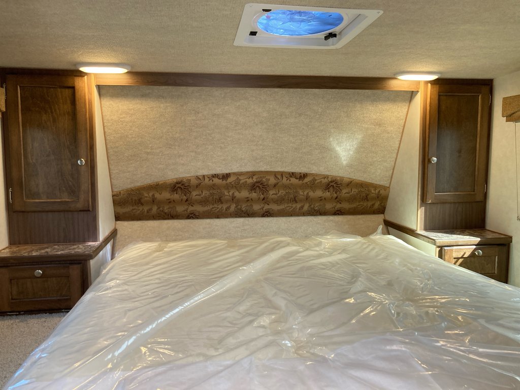 2024 Westland Travelaire 95SL in Terrace, British Columbia - 5 - w1024h768px