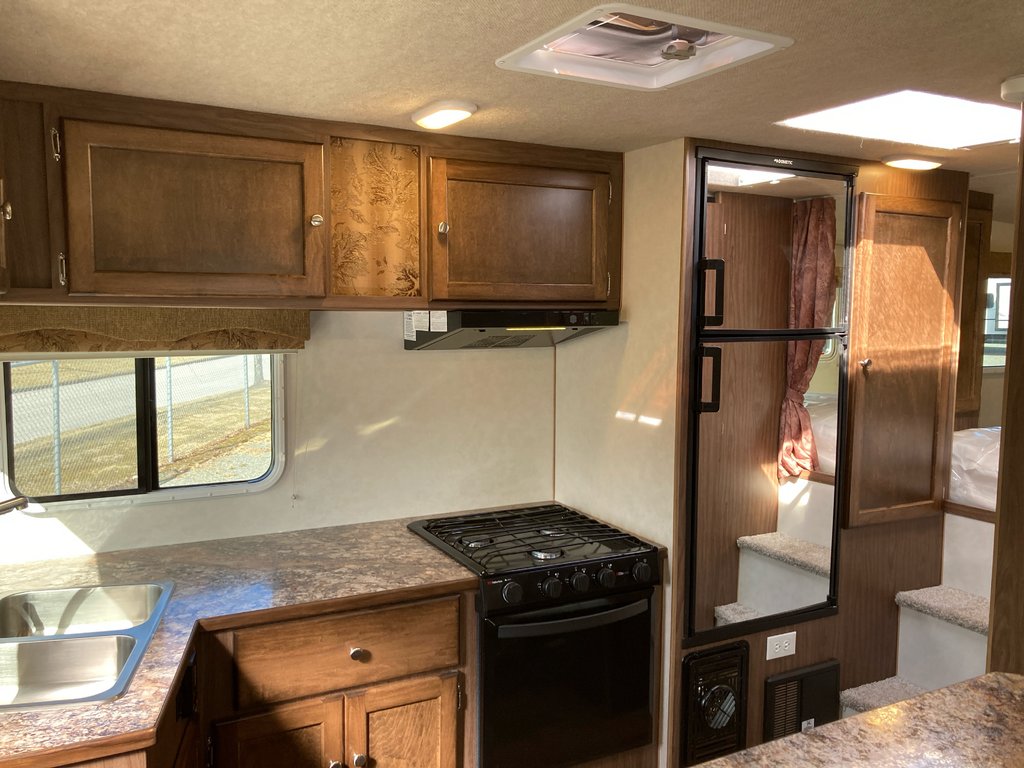 2024 Westland Travelaire 95SL in Terrace, British Columbia - 8 - w1024h768px