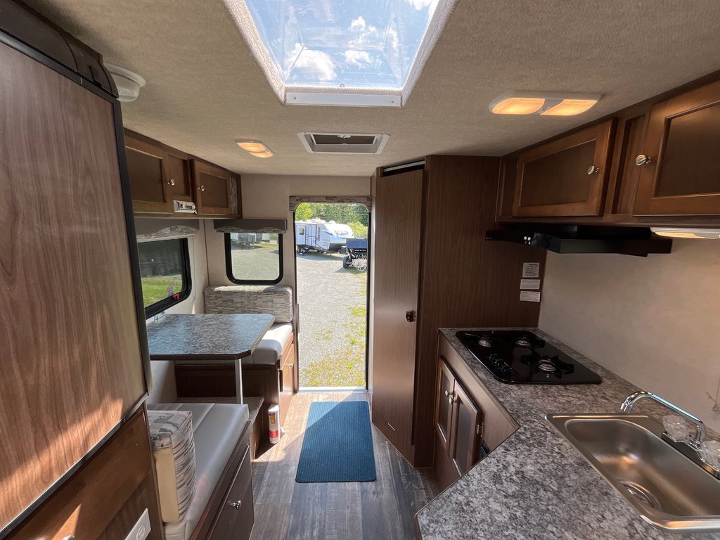 2026 Westland Travelaire 80WS in Terrace, British Columbia - 9 - w1024h768px